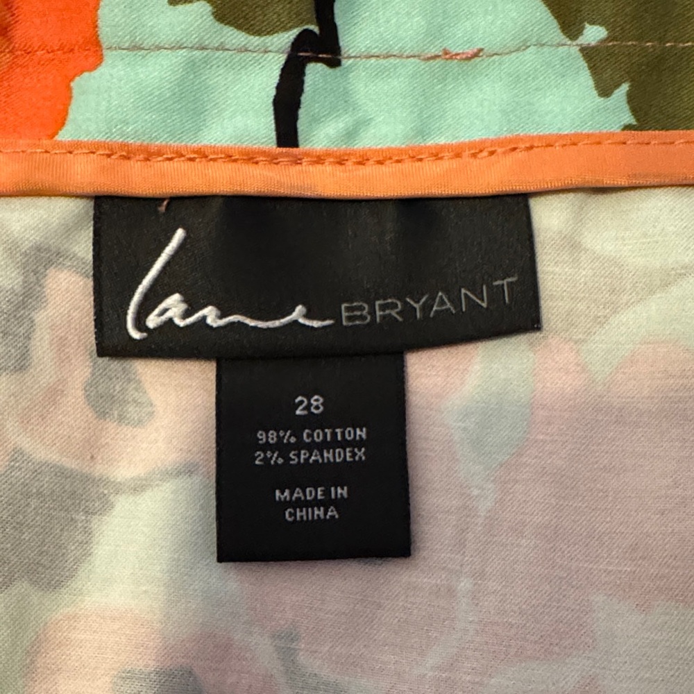 Lane Bryant Floral Skirt in Pink and Green Size 28 - Picture 6 of 7